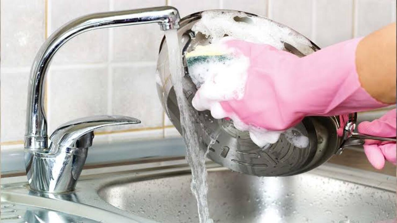 Skin Care: क्या बर्तन को...