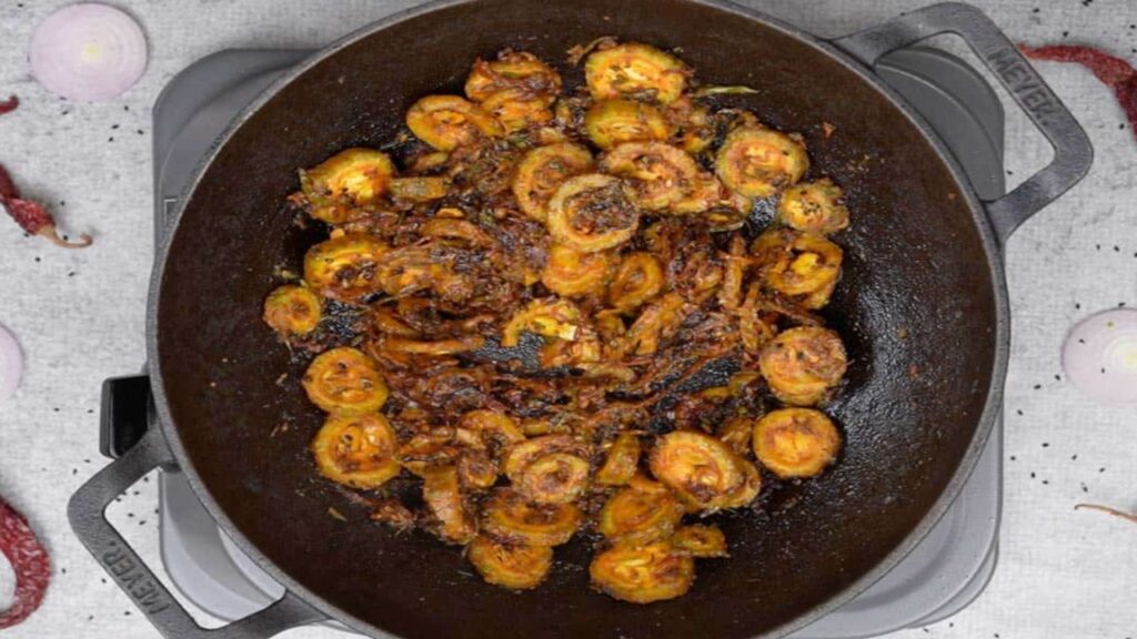Is It Safe to Cook Karela in an Iron Kadai? Discover the Health Benefits!