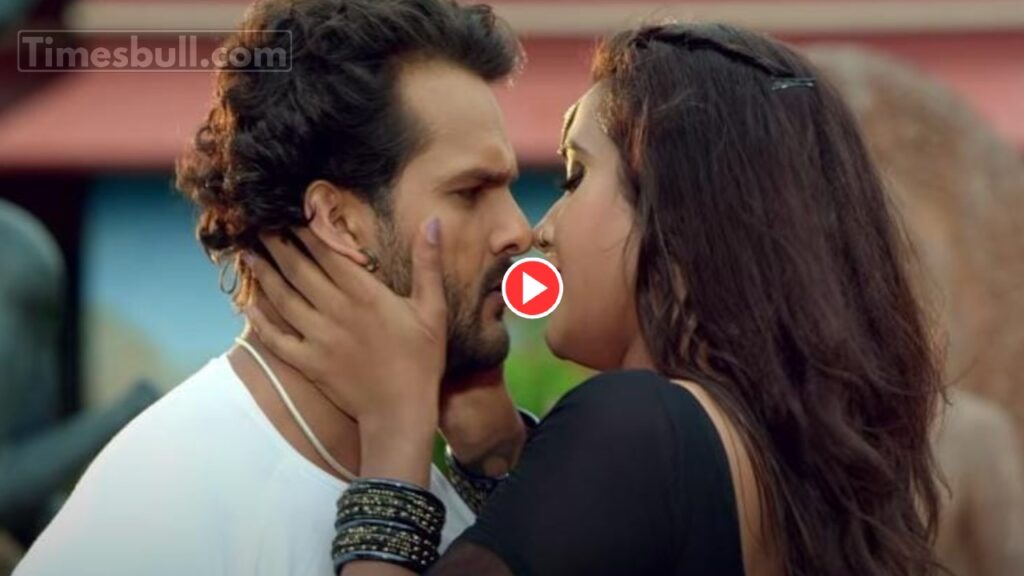 Bhojpuri Song: Watch Khesari Lal Yadav & Kajal Raghwani Hot Romance In-Chhalkat Hamro Jawaniya A Raja 2″