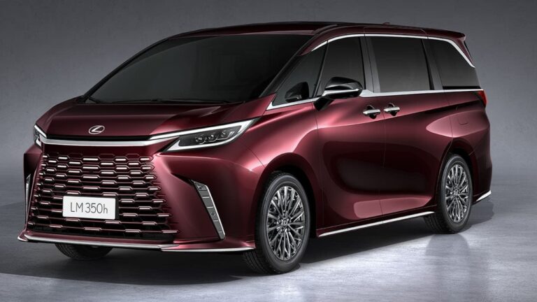 श्रद्धा कपूर की नई Lexus LM 350h, लग्जरी, परफॉर्मेंस और सेफ्टी का परफेक्ट मेल