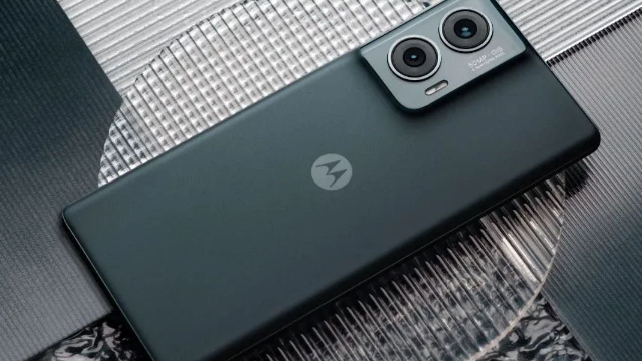 Motorola Edge 50: फ्लिपकार्ट