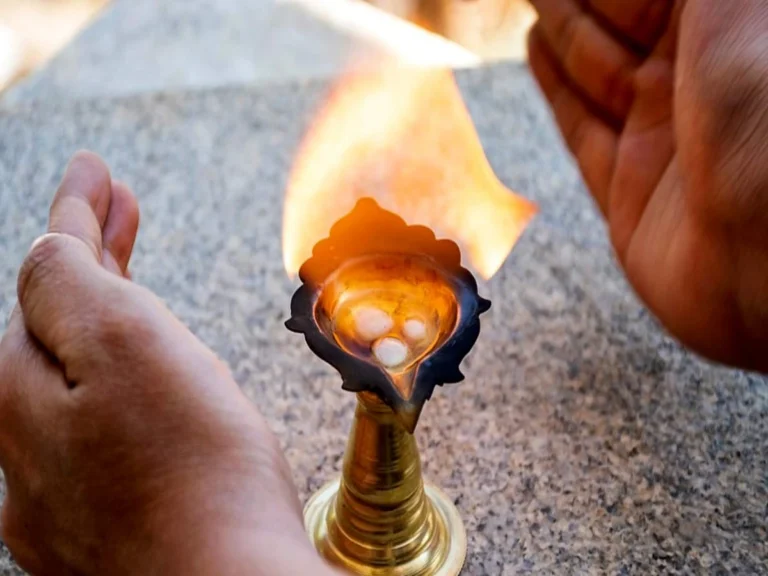 Camphor During Navratri