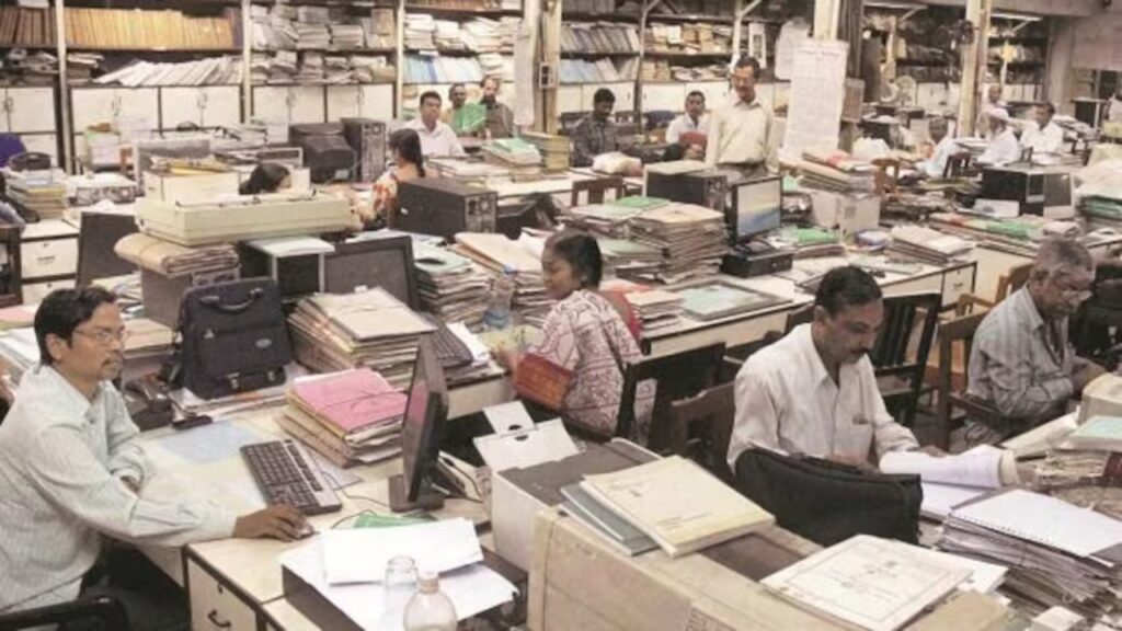 how-to-check-which-mobile-number-is-linked-with-your-aadhaar-card-know