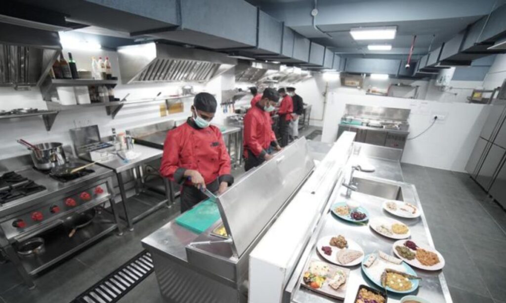 Turn 1 Lakh Into Lakhs with These Profitable Business Ideas in 2025