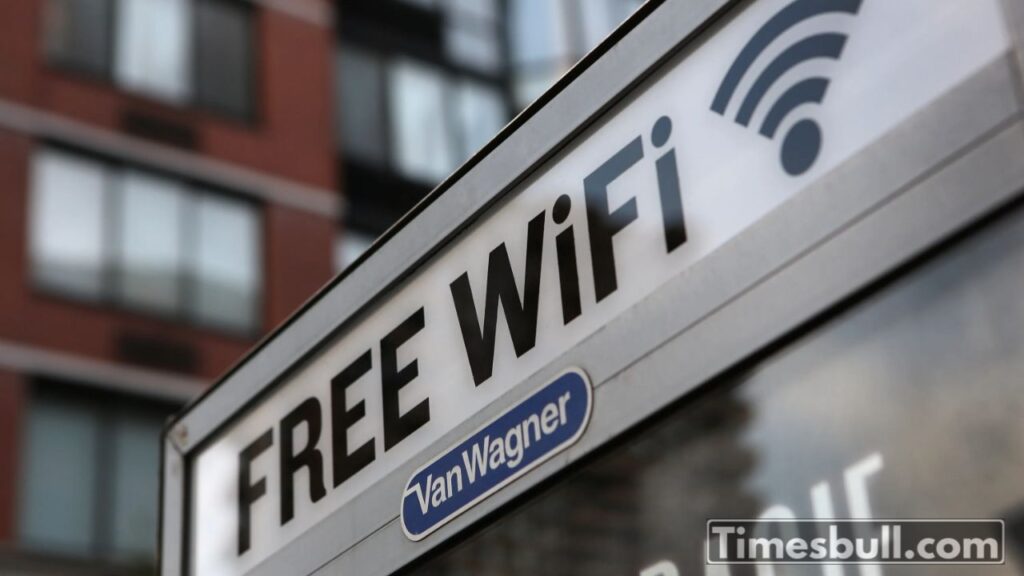 Free Public Wi-Fi: Government Warns of Risk to Personal Data and Money, See Why?