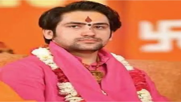 धीरेंद्र शास्त्री ने कर दिया शर्मसार वाला काम, हिंदुओं का झुका सिर, भगवा का हुआ अपमान!