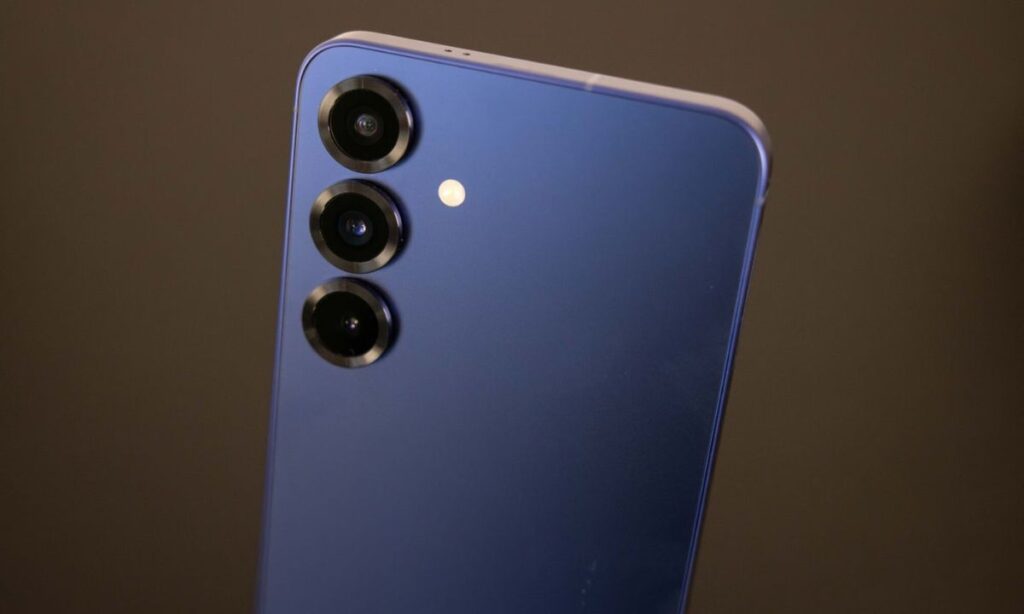 Galaxy S25 Price Drops by Rs.10,000 on Flipkart with No Coupon Needed