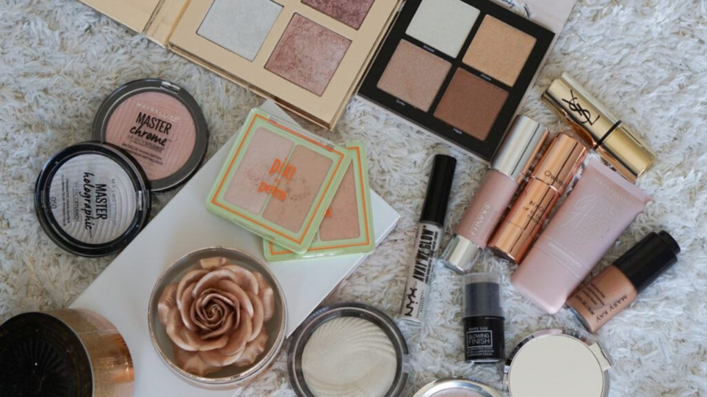 Glow Like a Star : Top Highlighters Under Rs 299 for Whimsy Aura