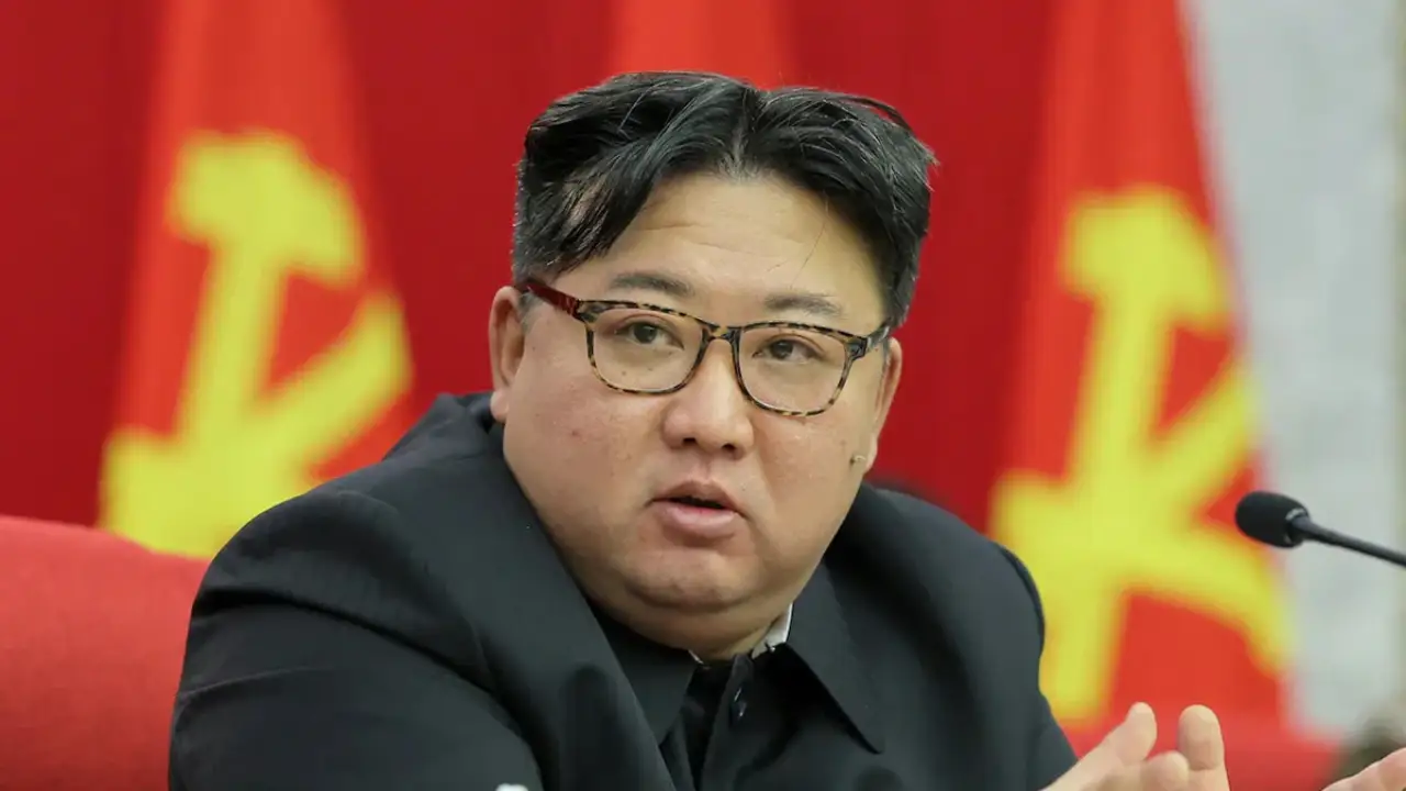 किम जोंग बनाने जा रहे...