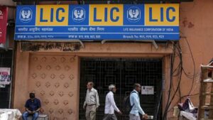 LIC New Scheme: LIC New Scheme: क्या आपको भी चाहिए हर महीने 20 हजार रुपए पेंशन! तो LIC की इस योजना में करें निवेश