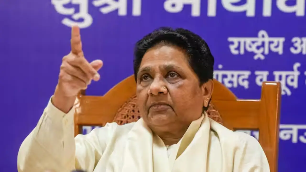 मायावती हुई आग बबूला, जातीय...