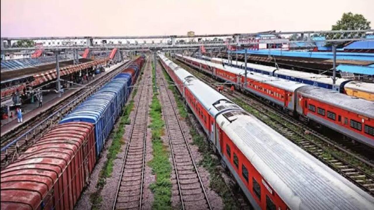 Railway Station: देश के इन...