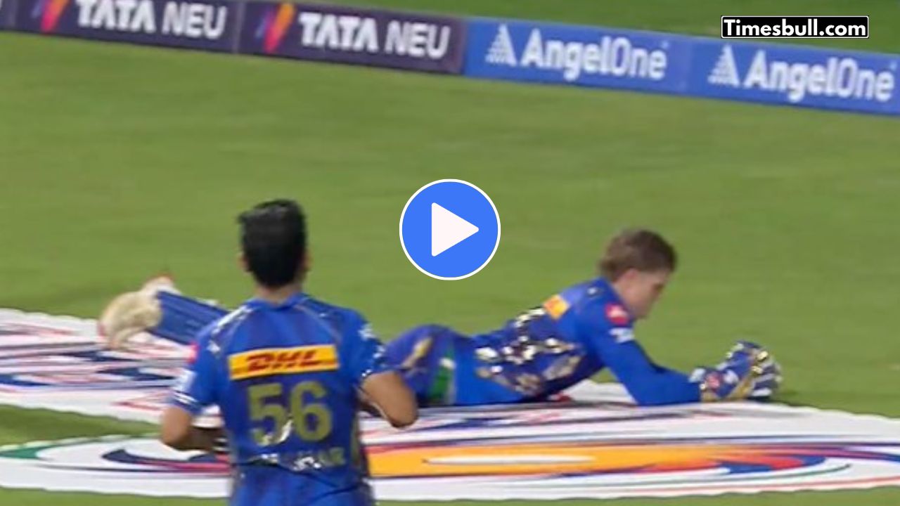 Watch: Ryan Rickelton’s Superman