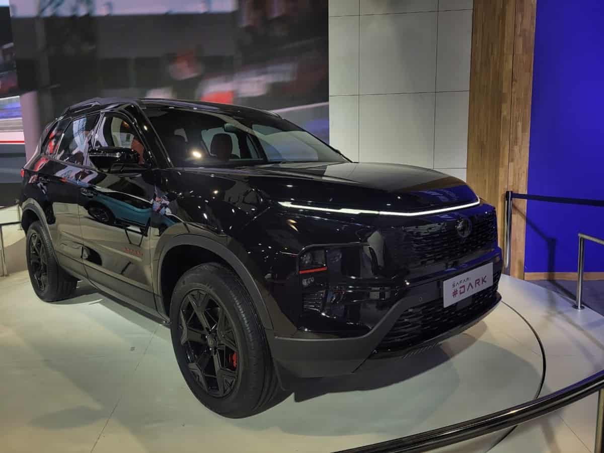 Tata Safari 2025: नए
