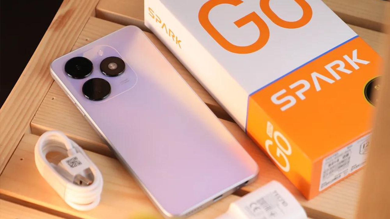 Tecno Spark Go 01