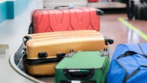 Now Track Your Luggage in Air India Flights With Apple AirTag: Here’s How