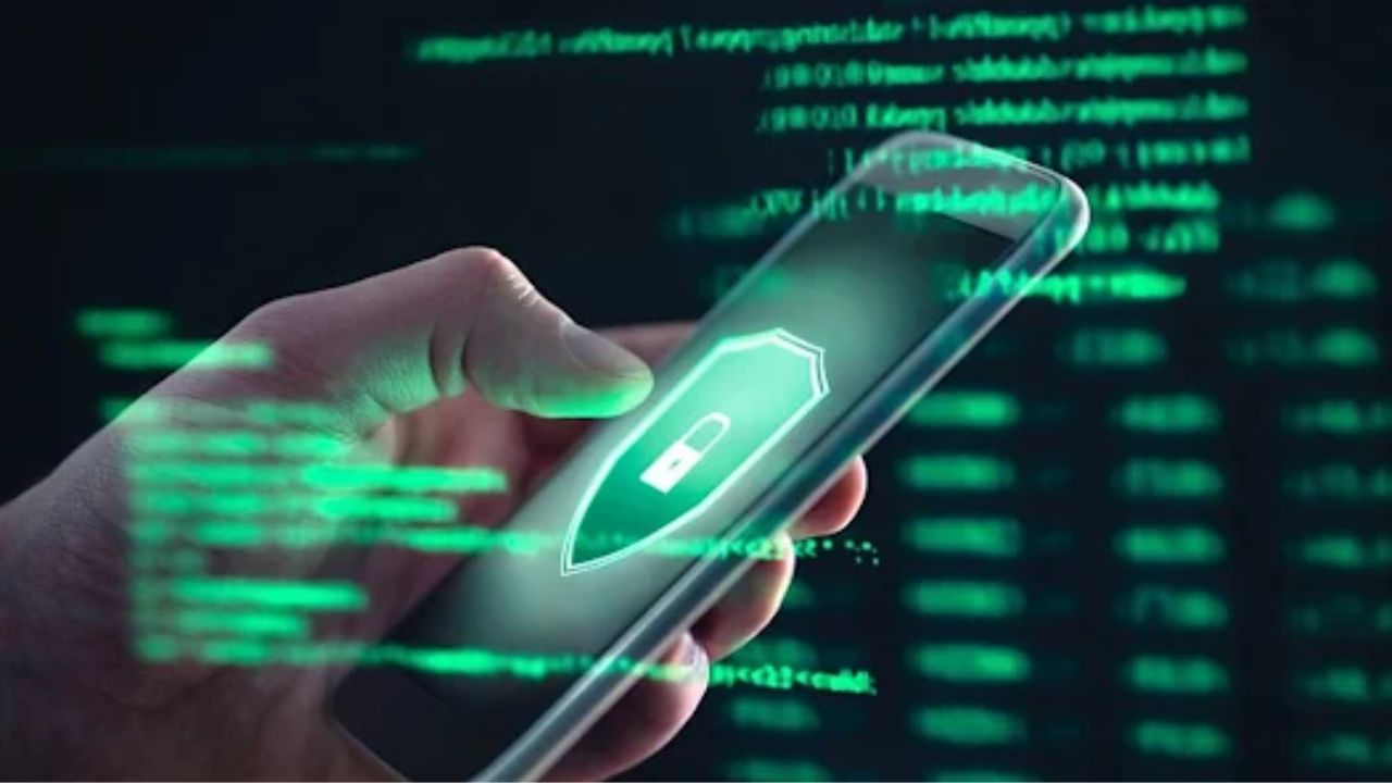 iPhone Users Warned to Install...