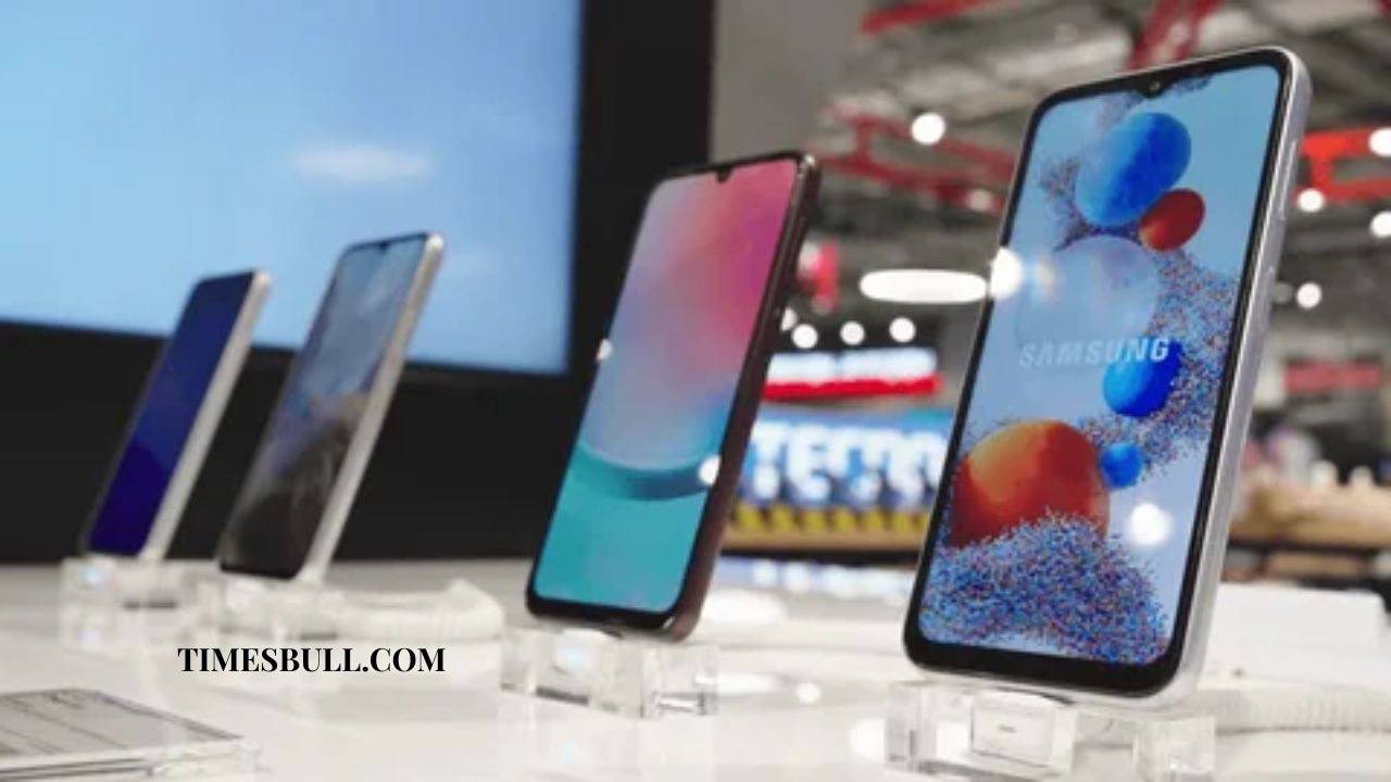 Samsung India Launches Free Display...