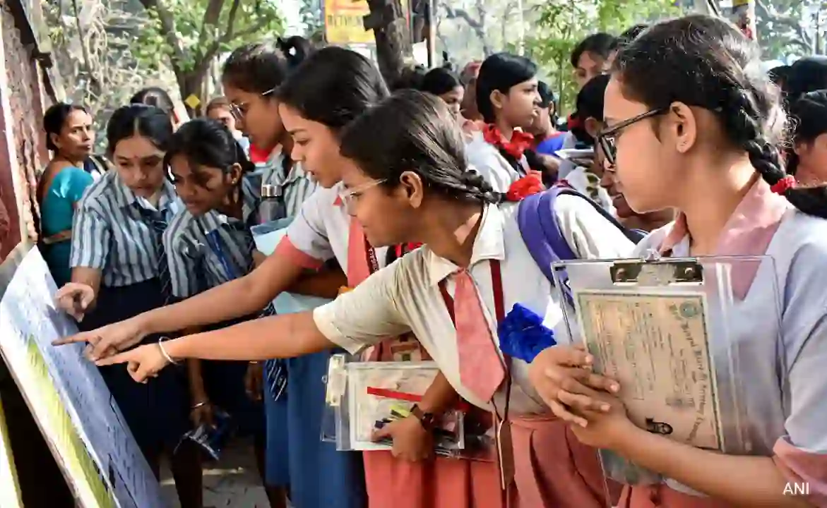 UK Board 12th Topper List:...