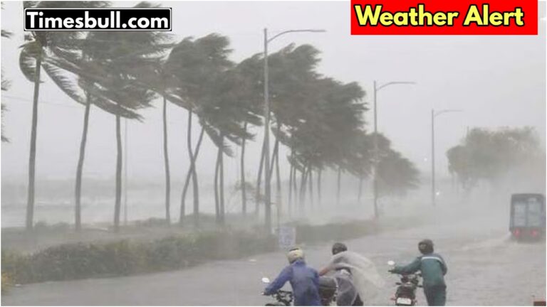 Unprecedented Heavy Rain in Delhi: IMD Issues Red Alert, 4 Dead – Full Report