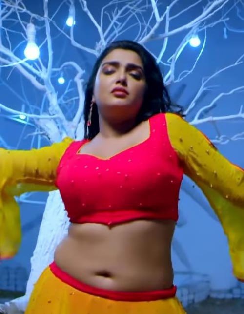 Must-See Bhojpuri Actress Aamrapali Dubey...