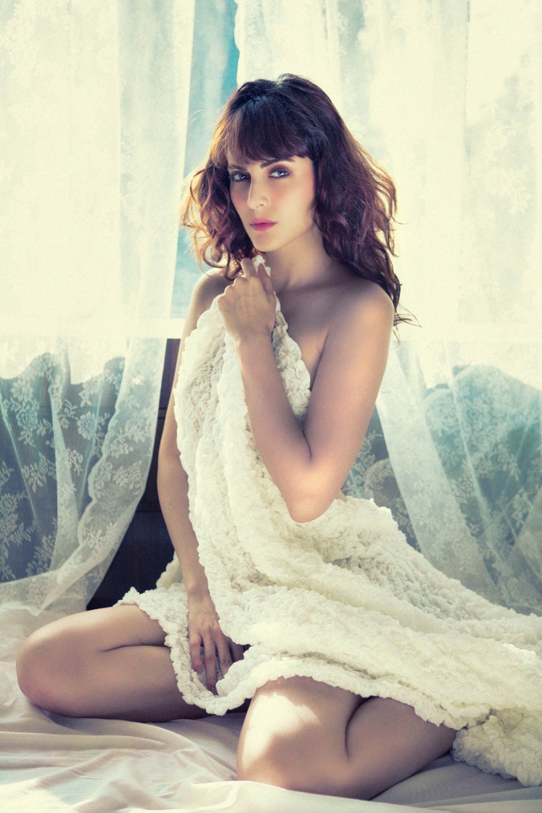 Bollywood Actress Pregnant Before Marriage...