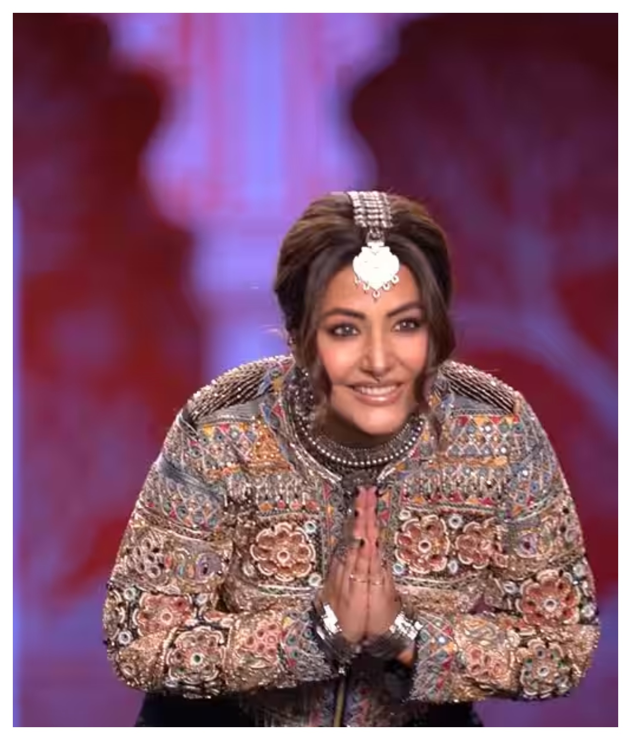 Hina Khan Ramp Walk Photos...