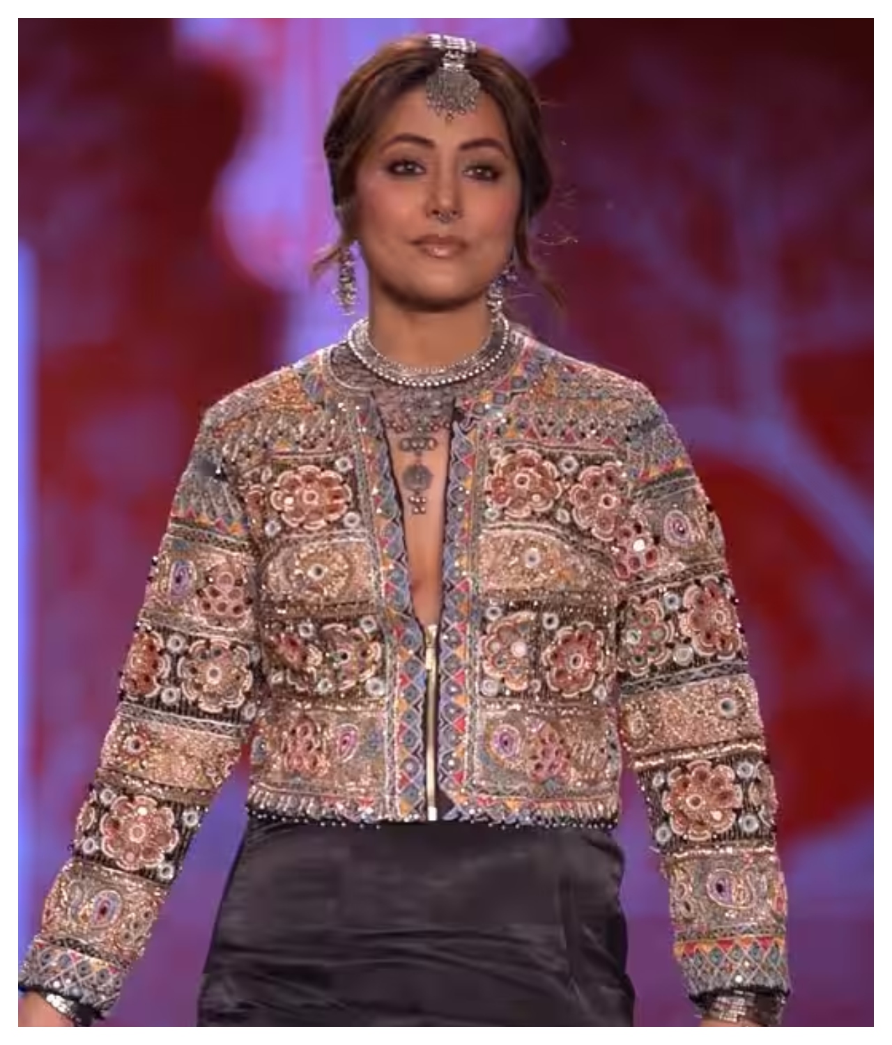 Hina Khan Ramp Walk Photos...