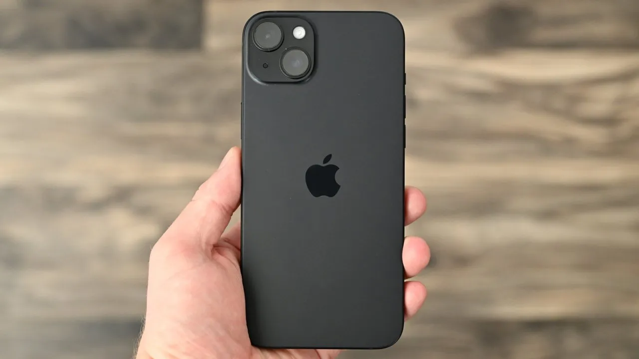 iPhone 15