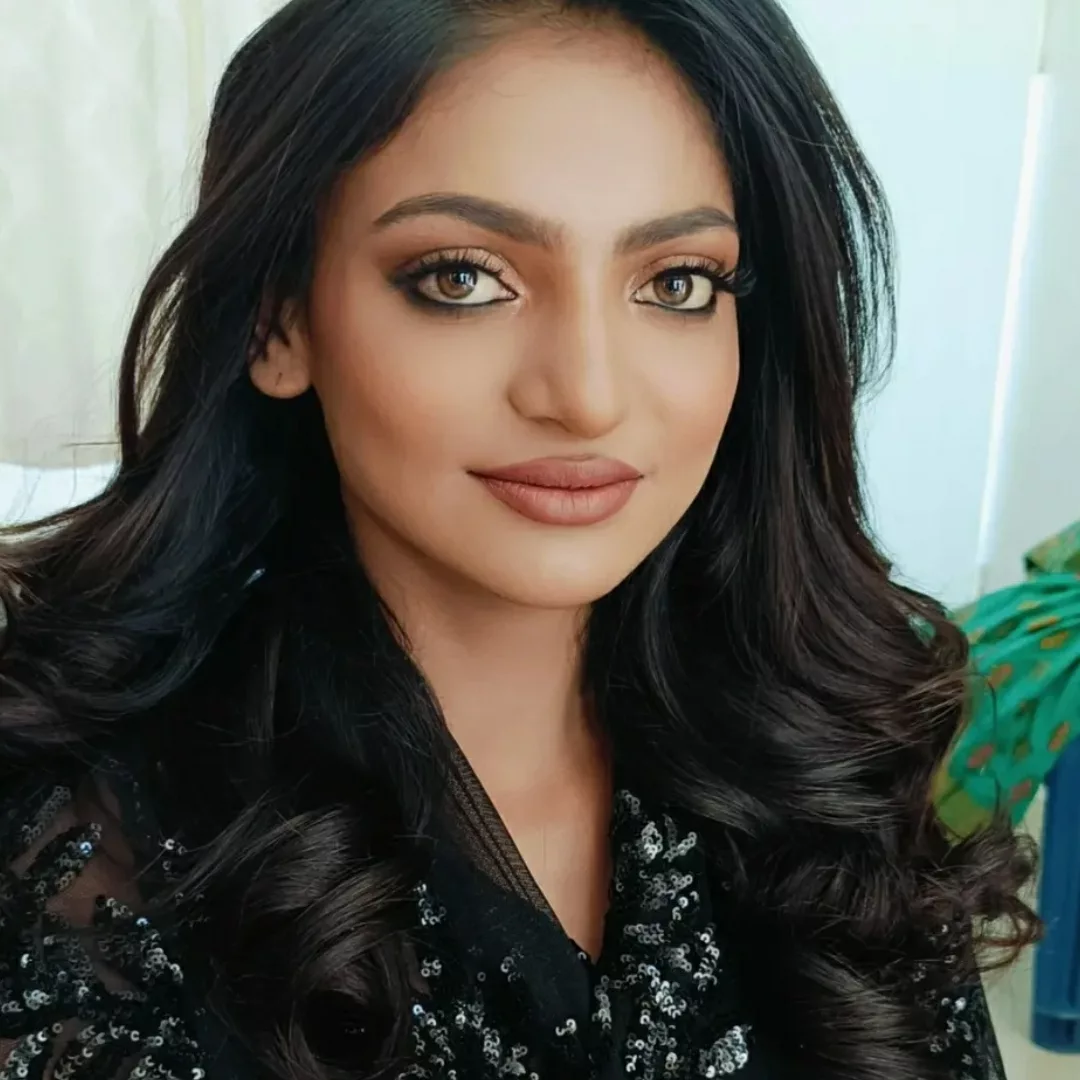 Monalisa New Look – See...