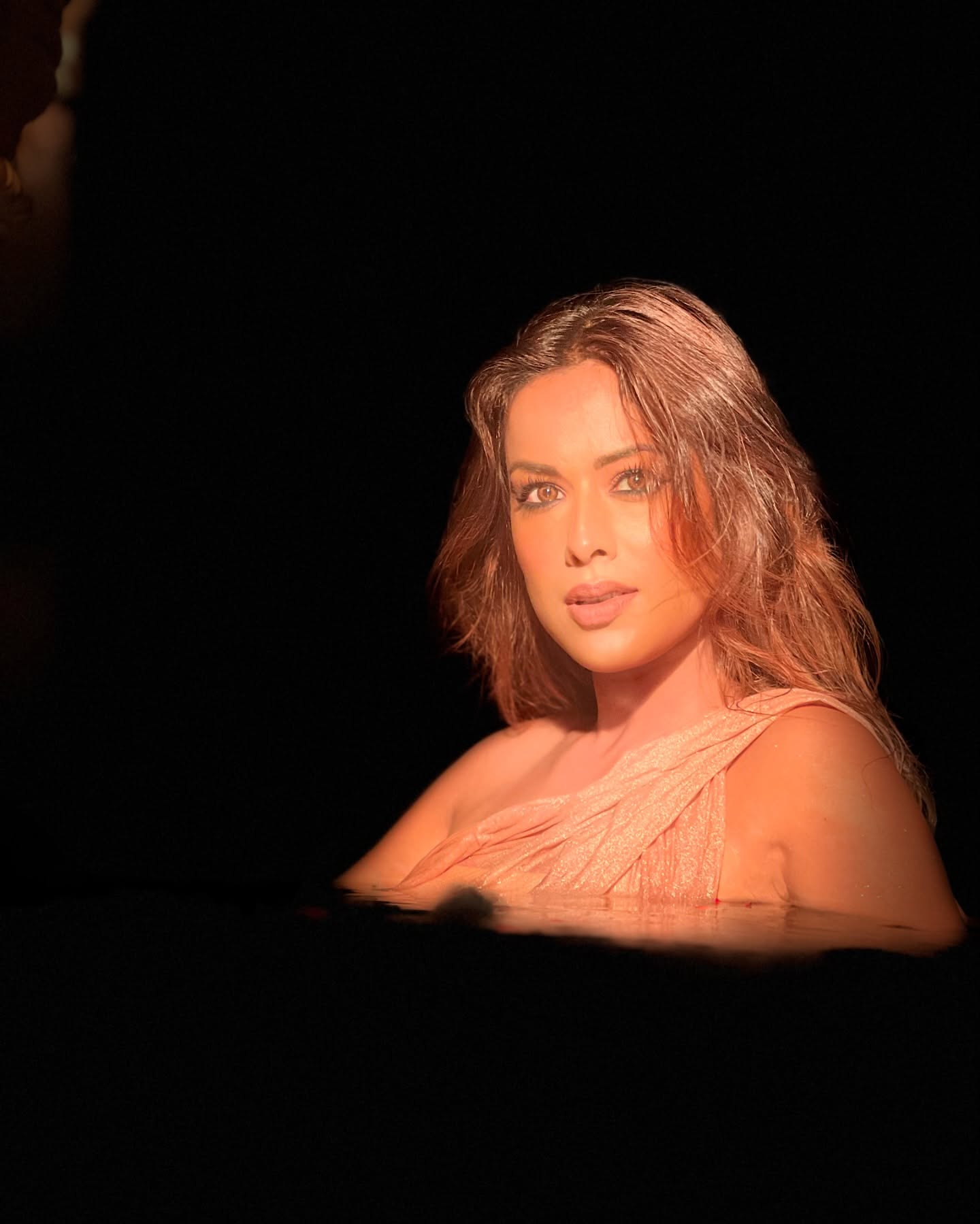 Nia Sharma Bold Look –...