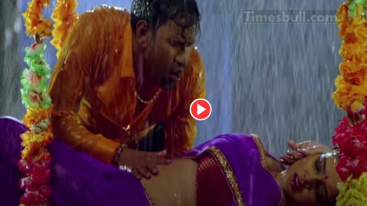 Bhojpuri Song: Aamrapali Dubey &...