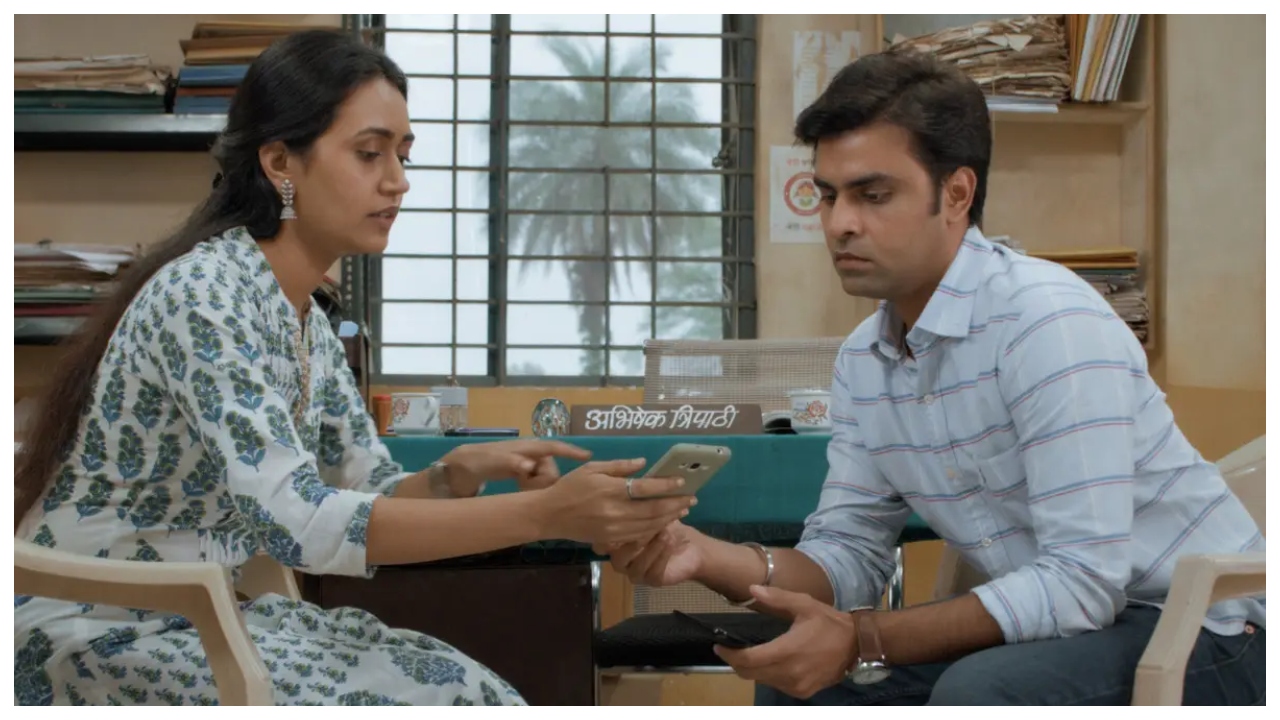 Panchayat 4: Rinki & sachiv...