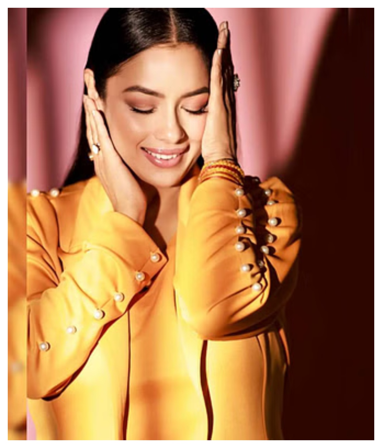 Rupali Ganguly Photos – See...