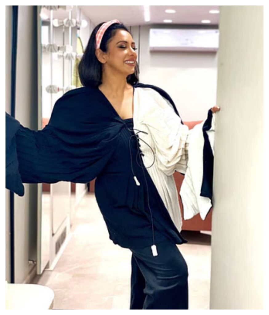 Rupali Ganguly Photos – See Anupamaa Western & Glamorous Looks