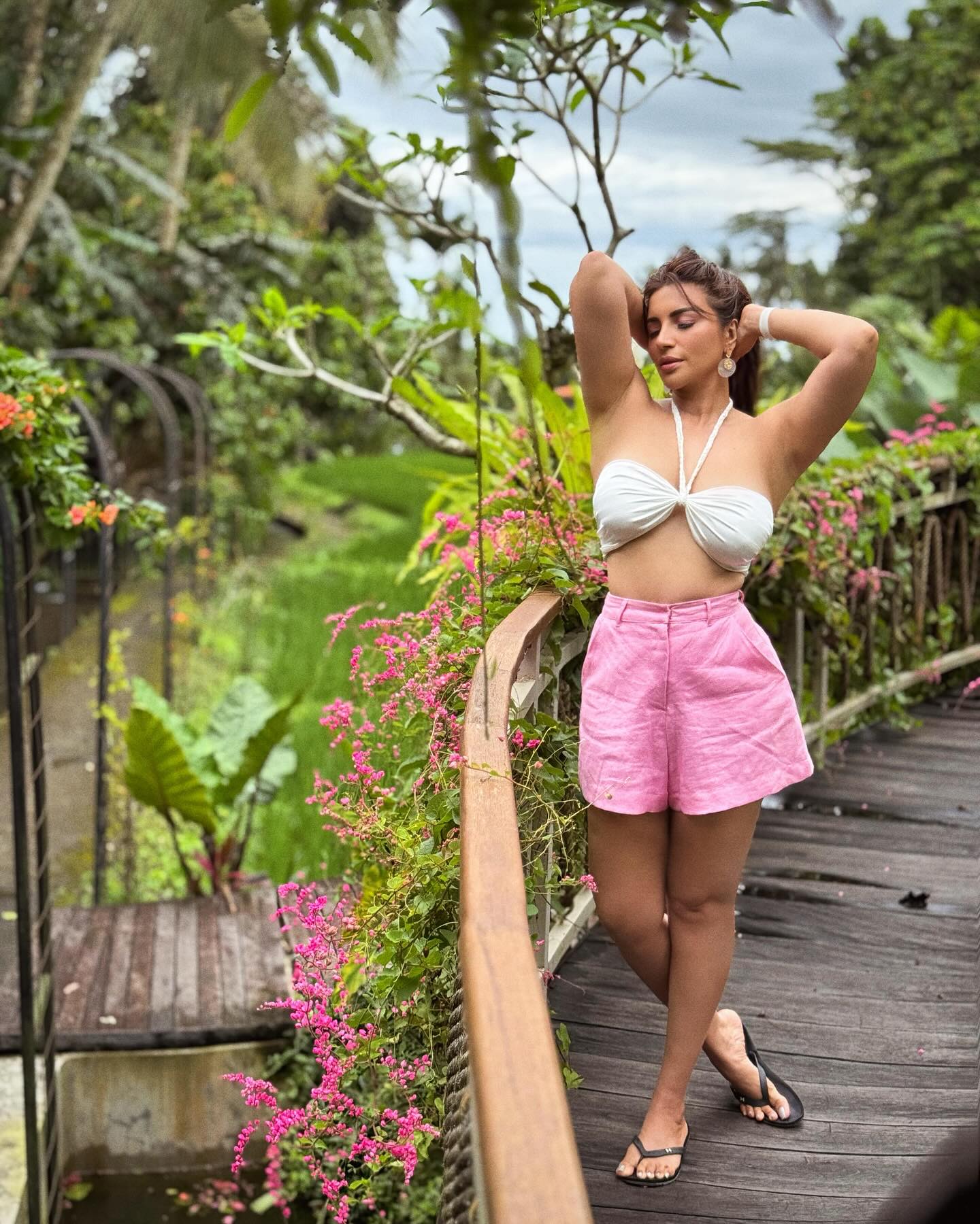 Shama Sikander New Photos Set...