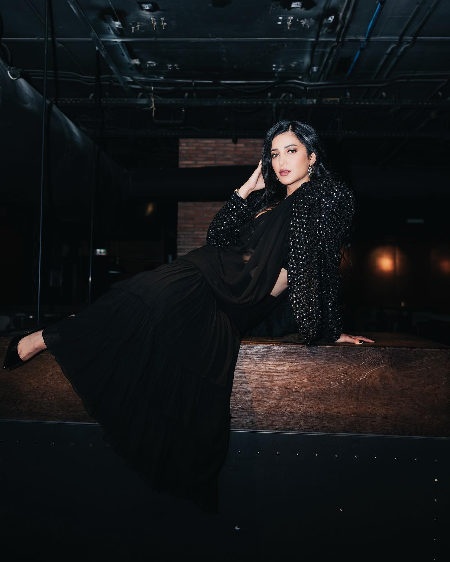 Shrutzhaasan 1695222580 3196081114171544304 490297128
