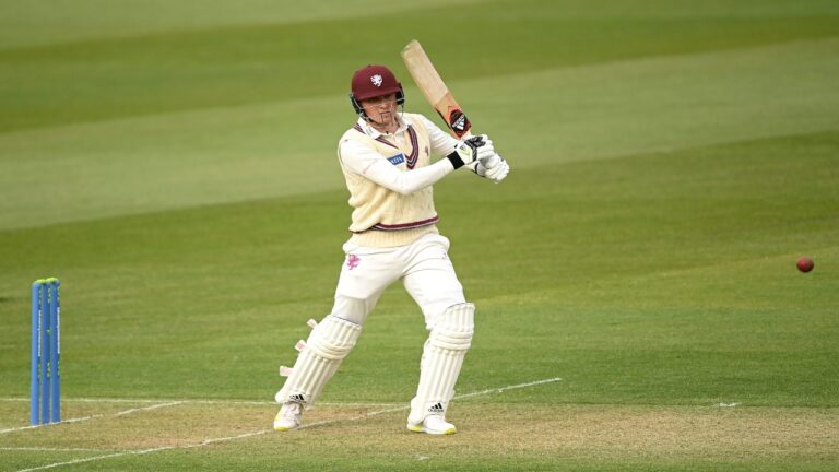 IPL 2025 ऑक्शन में अनसोल्ड रहे खिलाड़ी ने रचा इतिहास, खेली 344 रनों की पारी