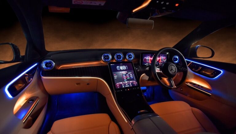 The C-Class Experience: Why Drivers Fall in Love with Mercedes-Benz’s Iconic Sedan