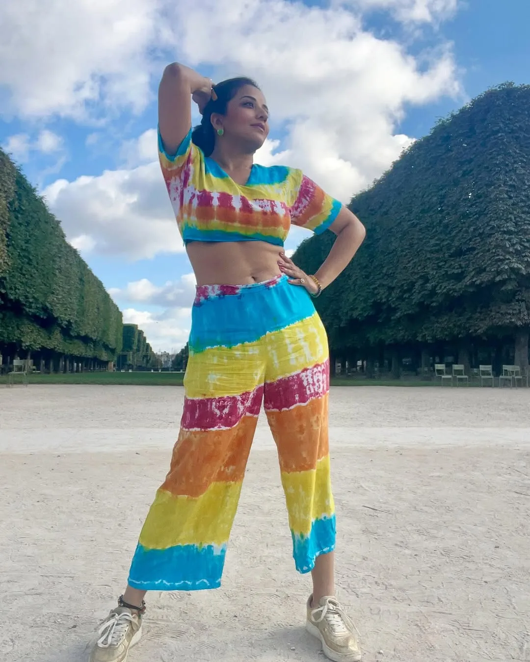 Monalisa Flaunts Her Curvy Figure...