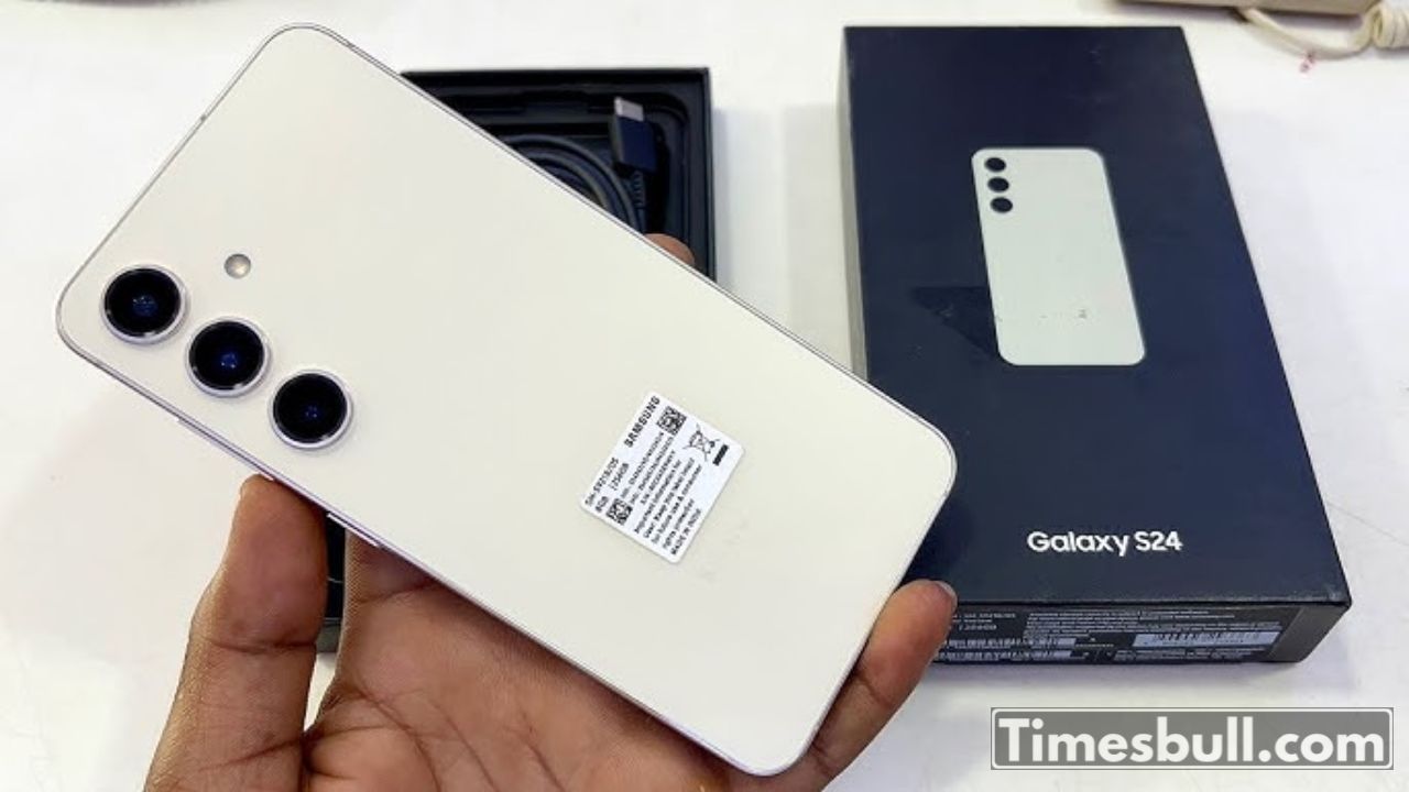Samsung Galaxy S24 5G Gets...