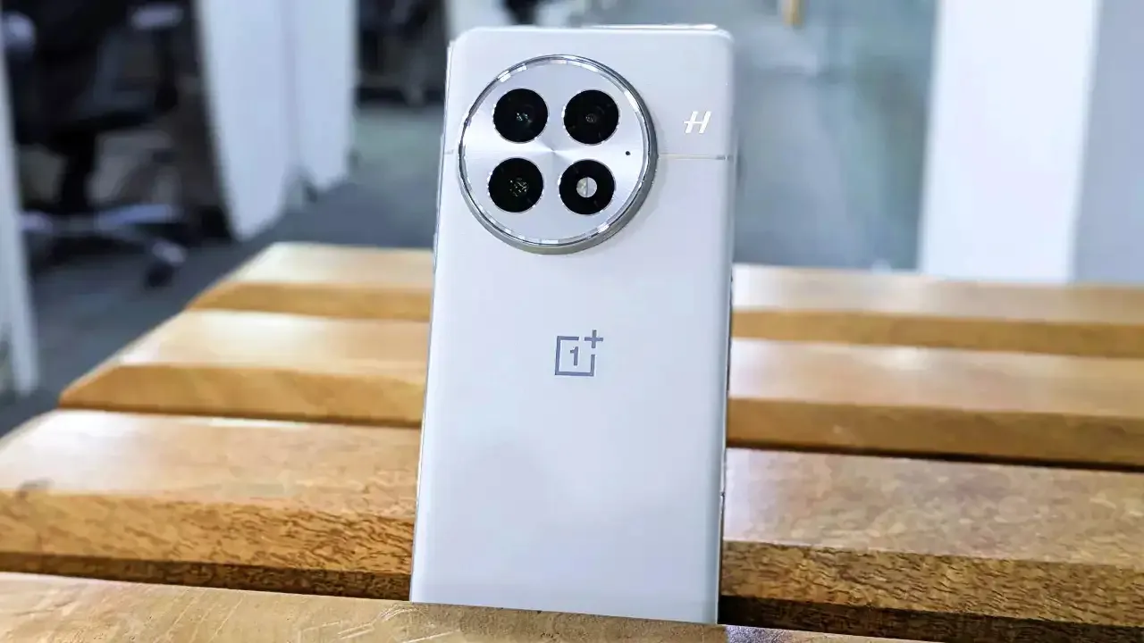  Get OnePlus 13R on Hammering...