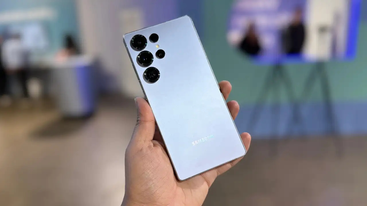 Samsung Plans Comeback for Exynos...