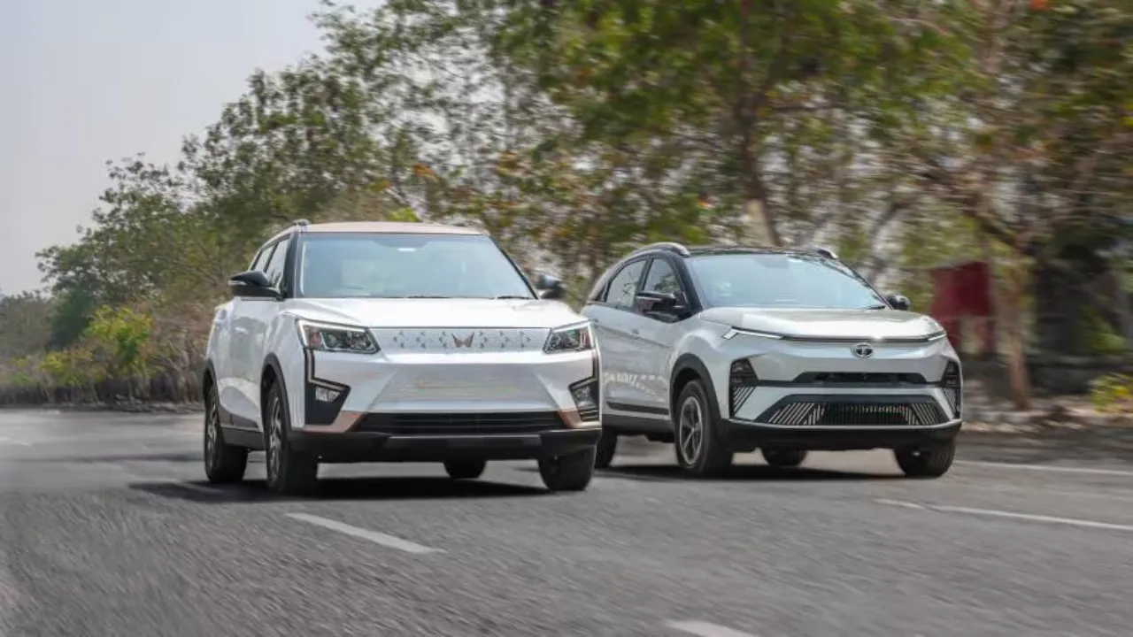 Tata Punch EV vs Mahindra eKUV100