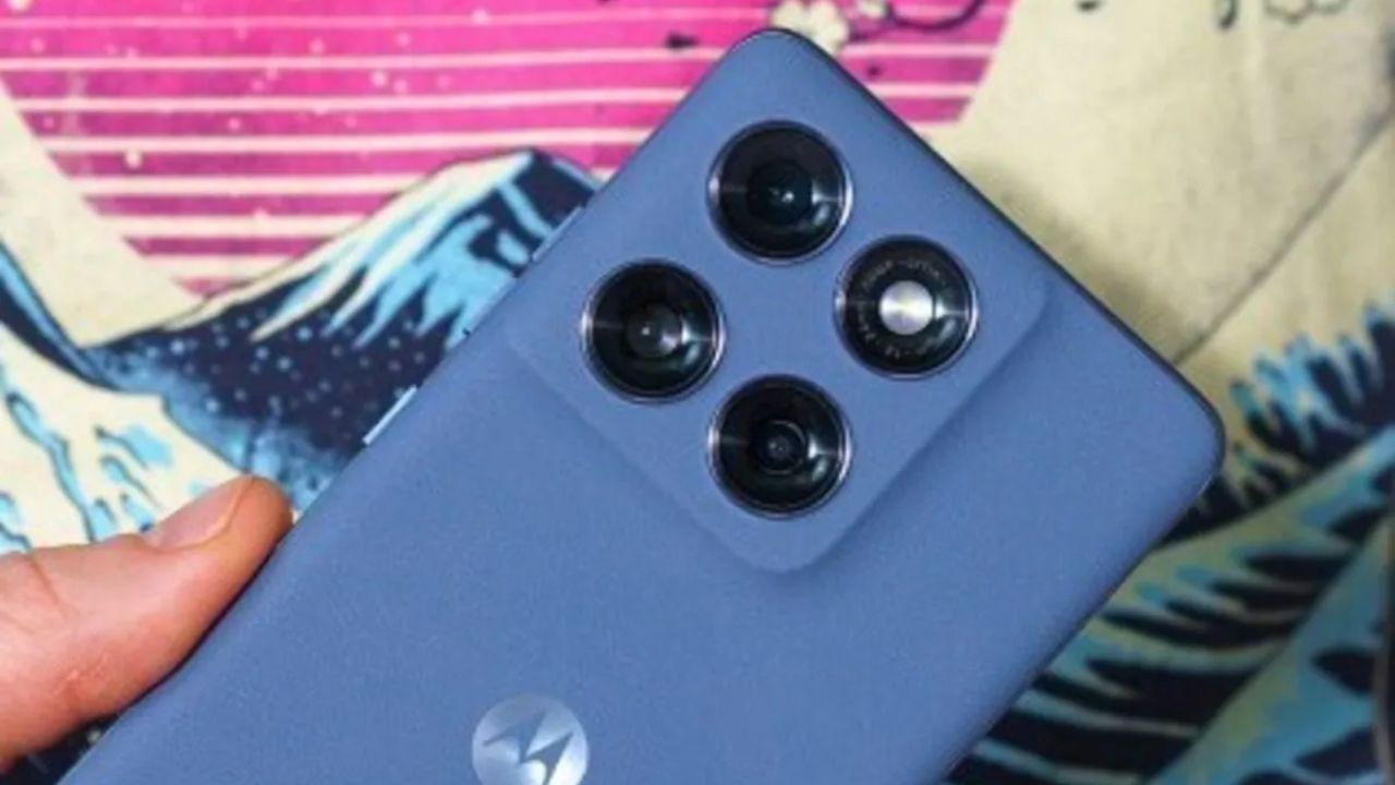 Motorola Set to Launch Edge...