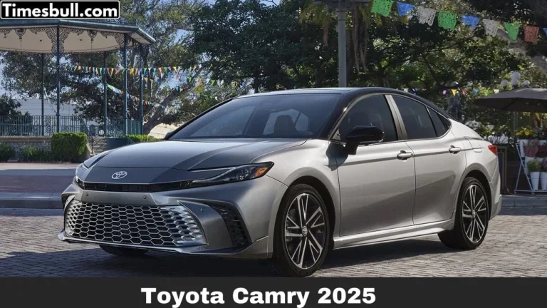 Toyota Camry 2025:  स्पोर्टी लुक और बेजोड़ फीचर्स से दिल को चुरा रहा है, Toyota का यह गाड़ी, जाने संपूर्ण डिटेल्स