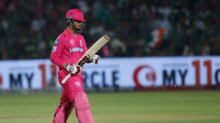 IPL 2025: वैभव सूर्यवंशी ने बनाया शर्मनाक रिकॉर्ड, शतक के बाद डक पर आउट होने वाले खिलाड़ियों की लिस्ट में हुए शामिल