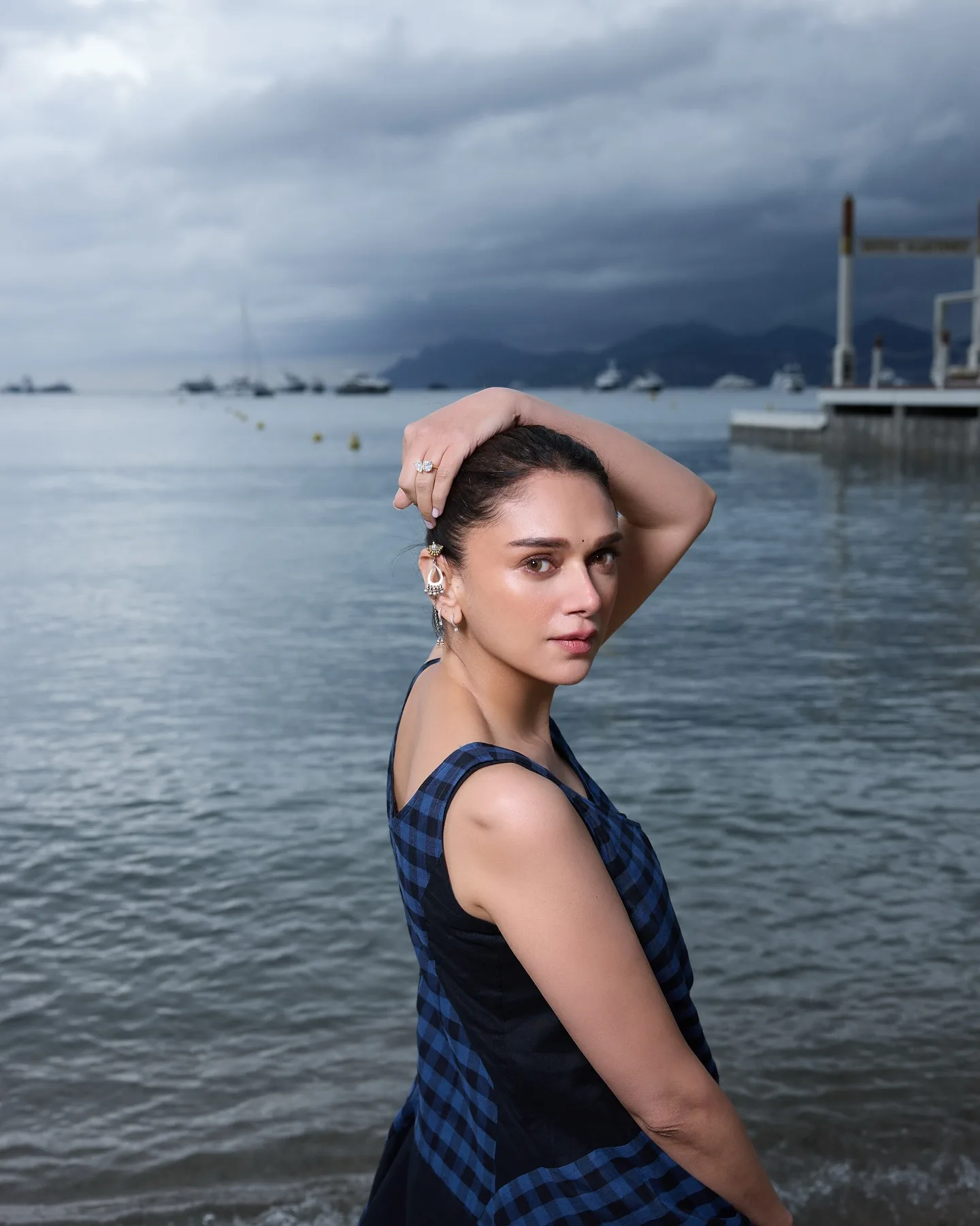 Aditiraohydari 1748237418 3640801807190867510 199659617