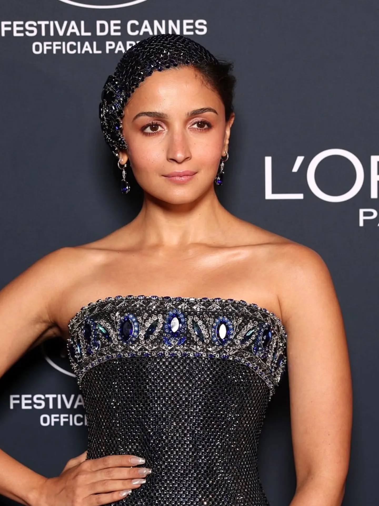 Alia Bhatt Glamorous in Armani...