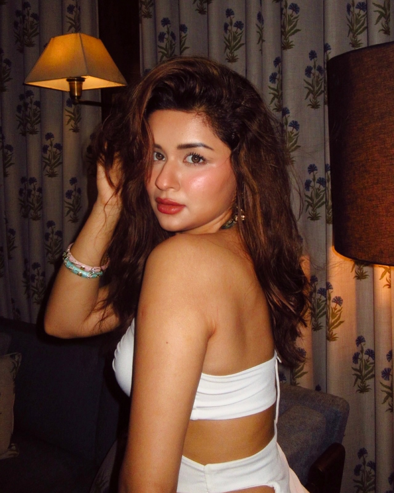 Avneet Kaur Latest Pics –...